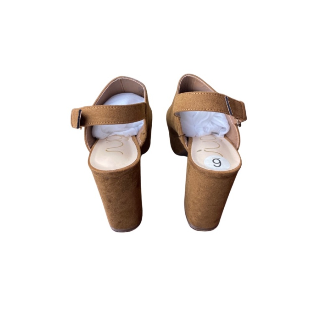 ‼️SOLD ‼️ Brown Platform Heels - Picture 3 of 5